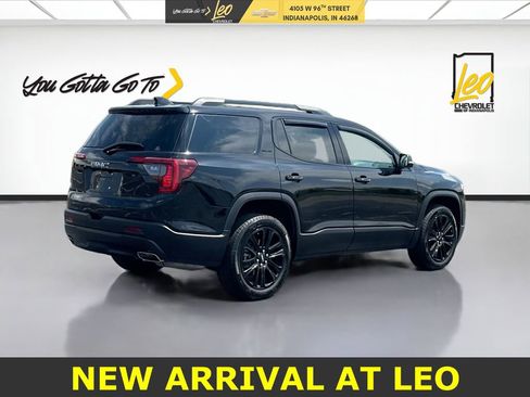 Used 2023 GMC Acadia SLE w/ Driver Convenience Package image 7