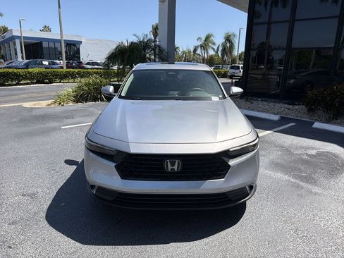 Used 2024 Honda Accord EX image 3