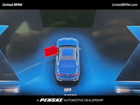 Used 2024 BMW 540i xDrive w/ Premium Package image 7