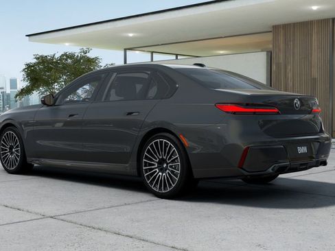 New 2026 BMW 740i w/ Premium Package image 2