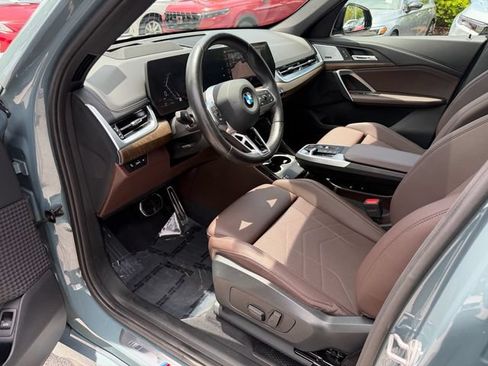 Used 2023 BMW X1 xDrive28i w/ Premium Package AWD/4WD image 12