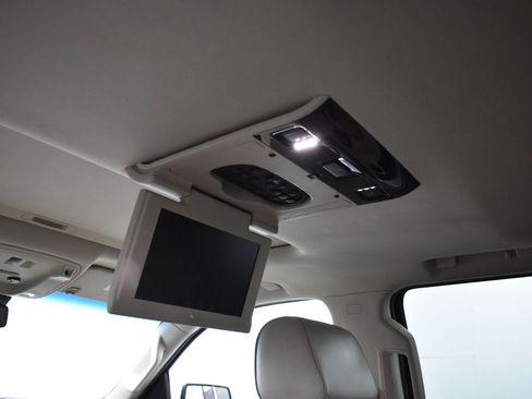 Used 2019 GMC Yukon XL Denali w/ Denali Ultimate Package image 25