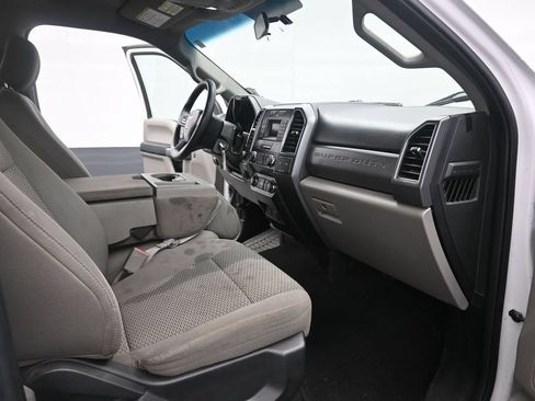 Used 2019 Ford F250 XLT AWD/4WD image 26