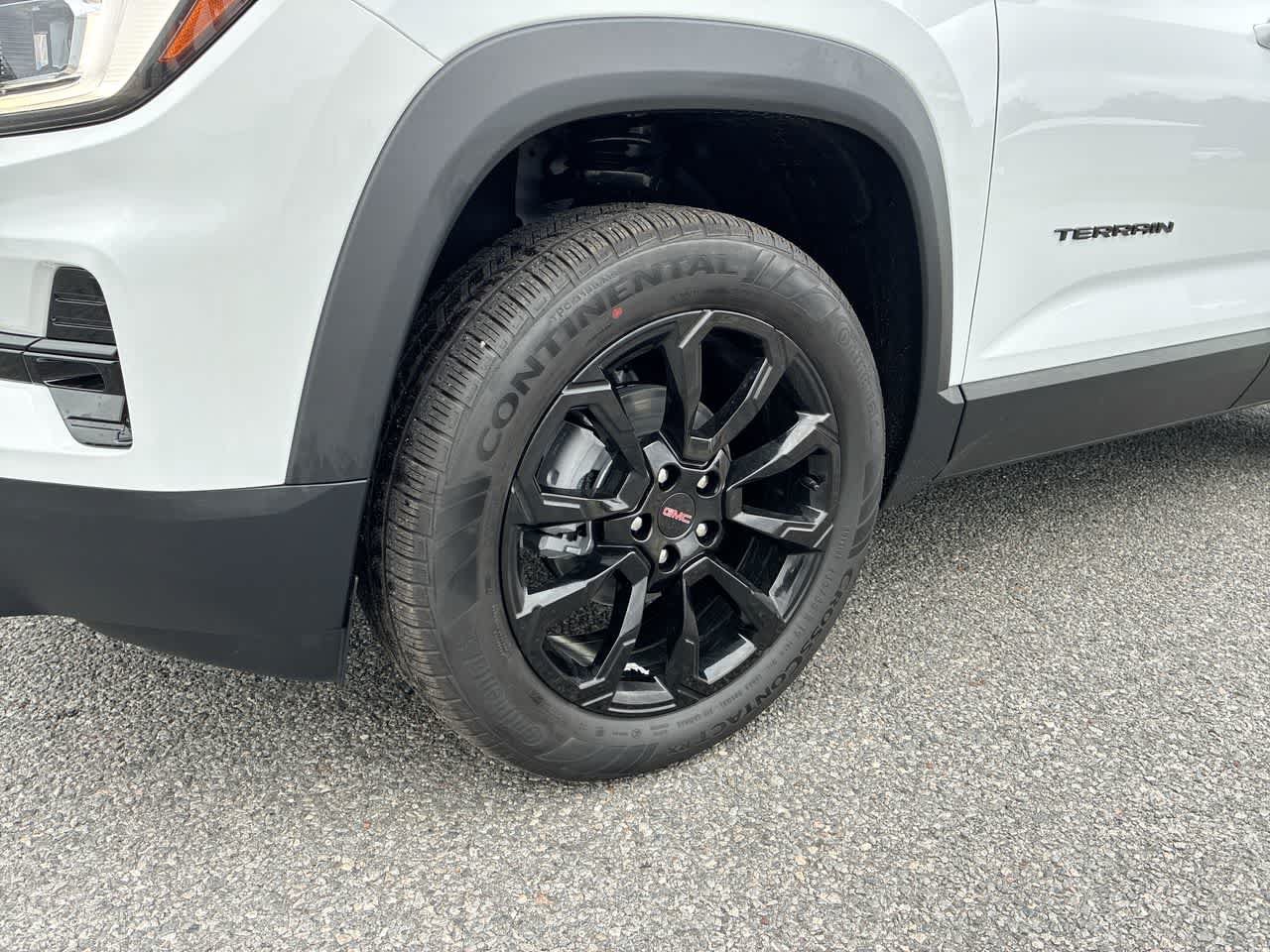 New 2027 GMC Terrain Elevation w/ Elevation Premium Package FWD image 33