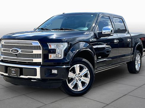 Used 2016 Ford F150 Platinum w/ Equipment Group 701A Luxury AWD/4WD image 34