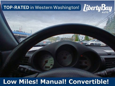 Used 2000 Toyota MR2 image 18