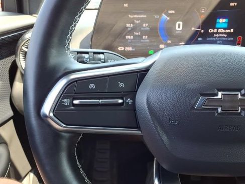 Used 2025 Chevrolet Blazer EV LT FWD image 35
