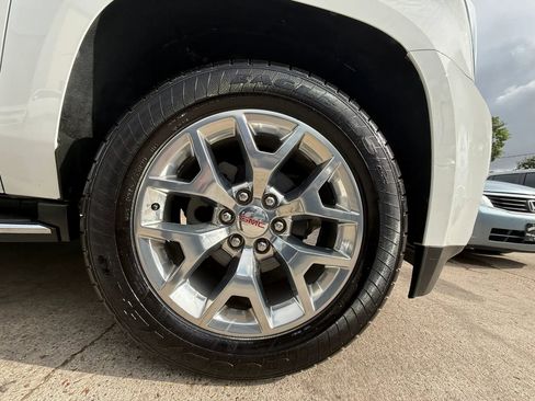 Used 2017 GMC Yukon SLT w/ Open Road Package image 30