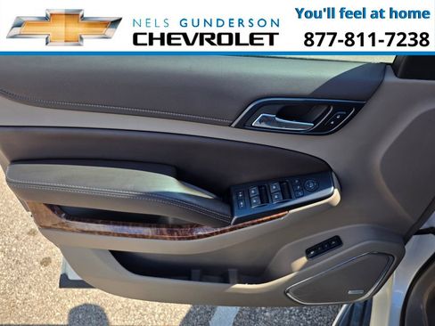 Used 2015 Chevrolet Suburban LTZ AWD/4WD image 19