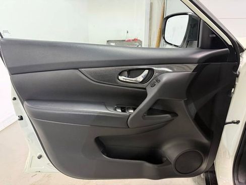 Used 2016 Nissan Rogue SL w/ SL Premium Package AWD/4WD image 11