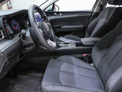 Used 2023 Kia K5 LXS FWD image 9