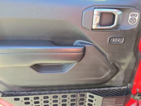 Used 2020 Jeep Gladiator Sport w/ Quick Order Package 24S image 27