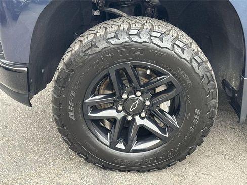Used 2019 Chevrolet Silverado 1500 LT Trail Boss AWD/4WD image 31