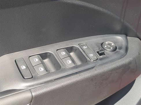 New 2025 Hyundai Venue Limited image 20