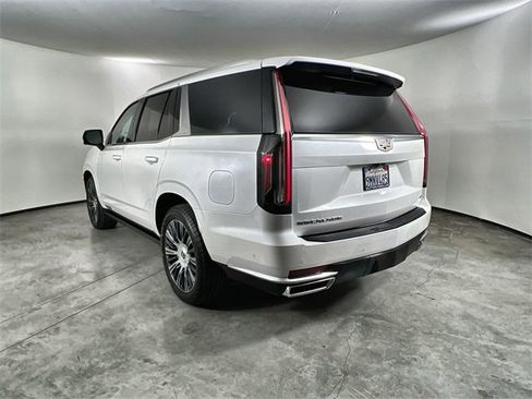 Certified 2023 Cadillac Escalade Premium Luxury Platinum image 6