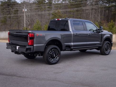 New 2026 Ford F250 Platinum w/ FX4 Off-Road Package image 19