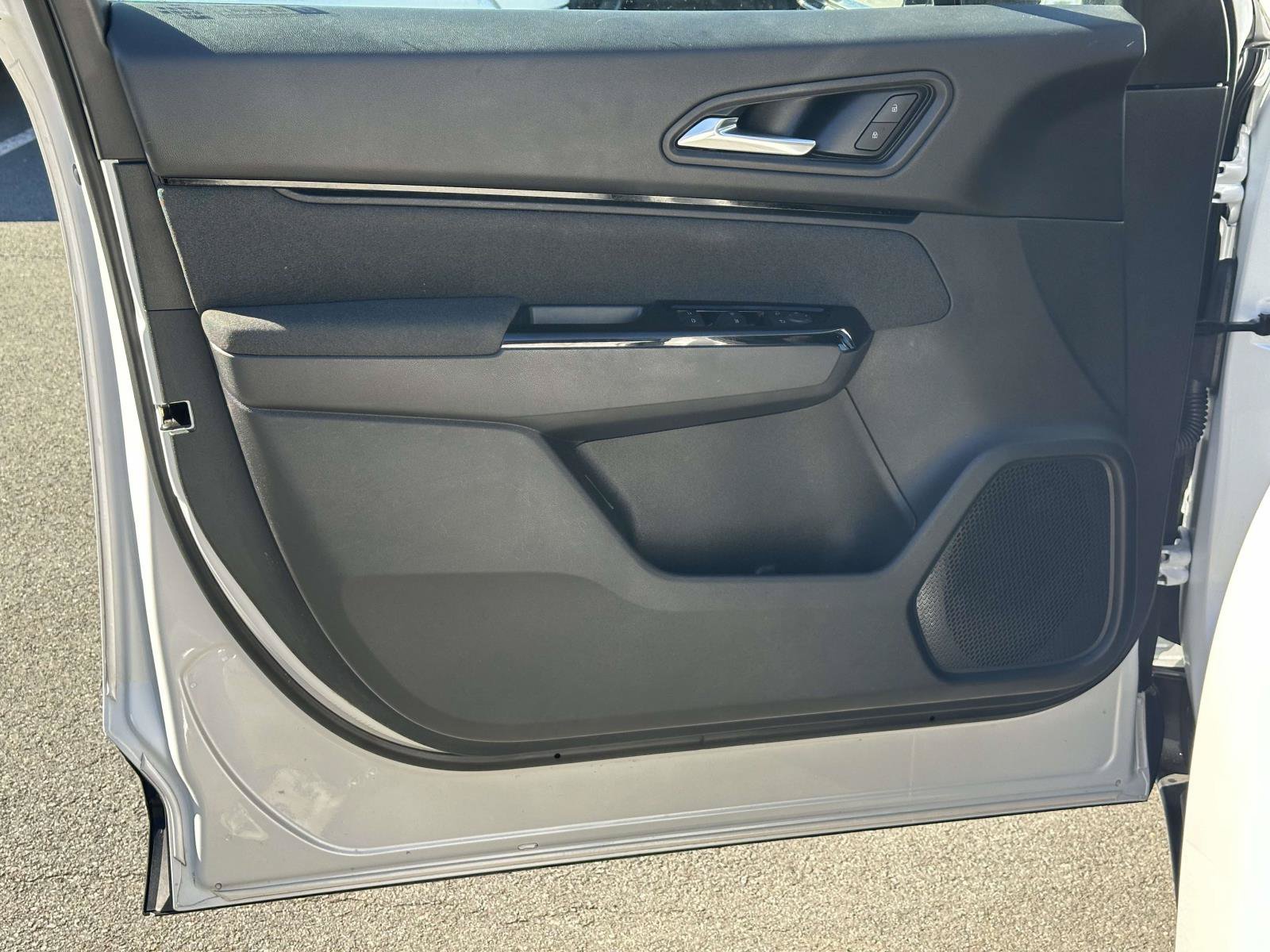 Used 2025 Honda Prologue EX image 21