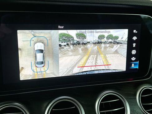 Used 2022 Mercedes-Benz E 350 Sedan image 14