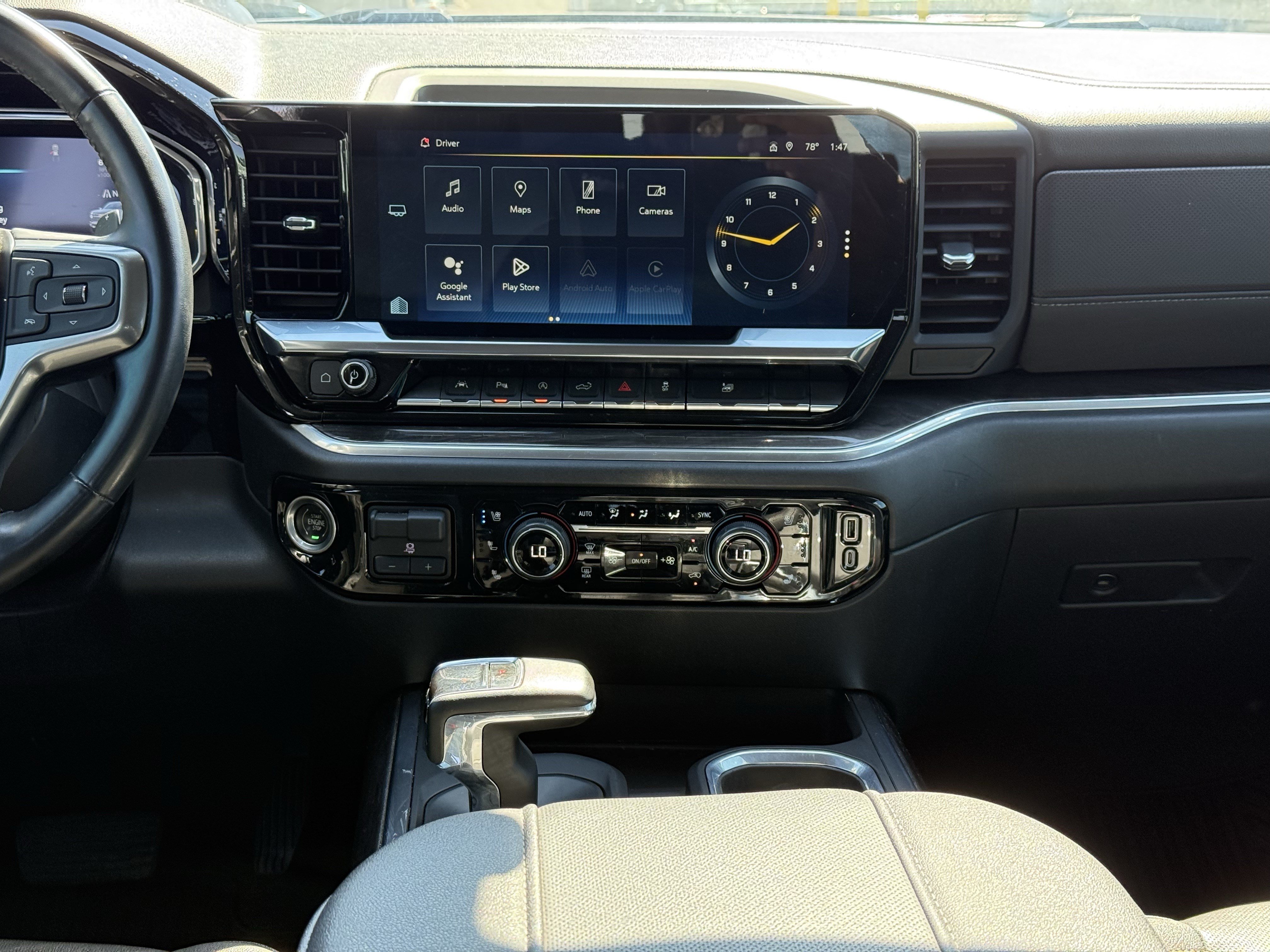 Used 2023 Chevrolet Silverado 1500 LTZ w/ Technology Package AWD/4WD image 30