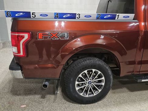 Used 2016 Ford F150 XLT w/ Equipment Group 302A Luxury AWD/4WD image 42