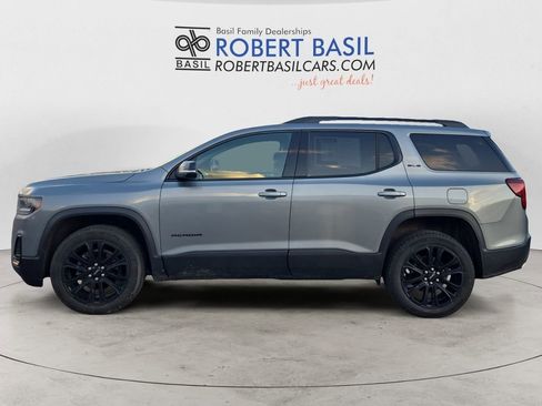 Used 2023 GMC Acadia SLE w/ Driver Convenience Package AWD/4WD image 2