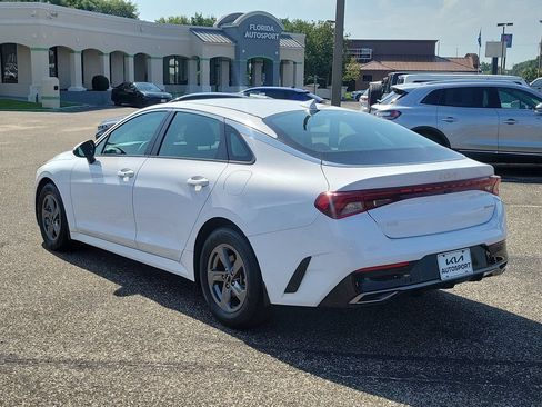 Used 2023 Kia K5 LXS FWD image 3