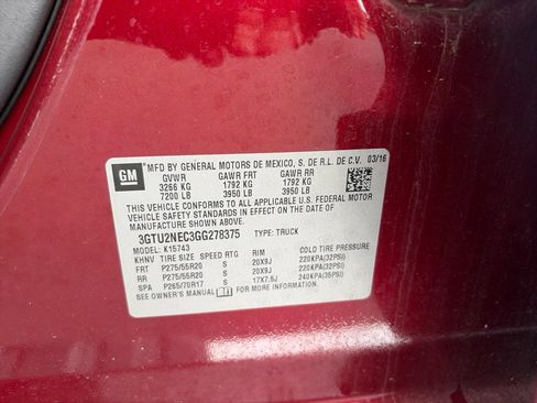 Used 2016 GMC Sierra 1500 SLT w/ All-Terrain Package AWD/4WD image 13