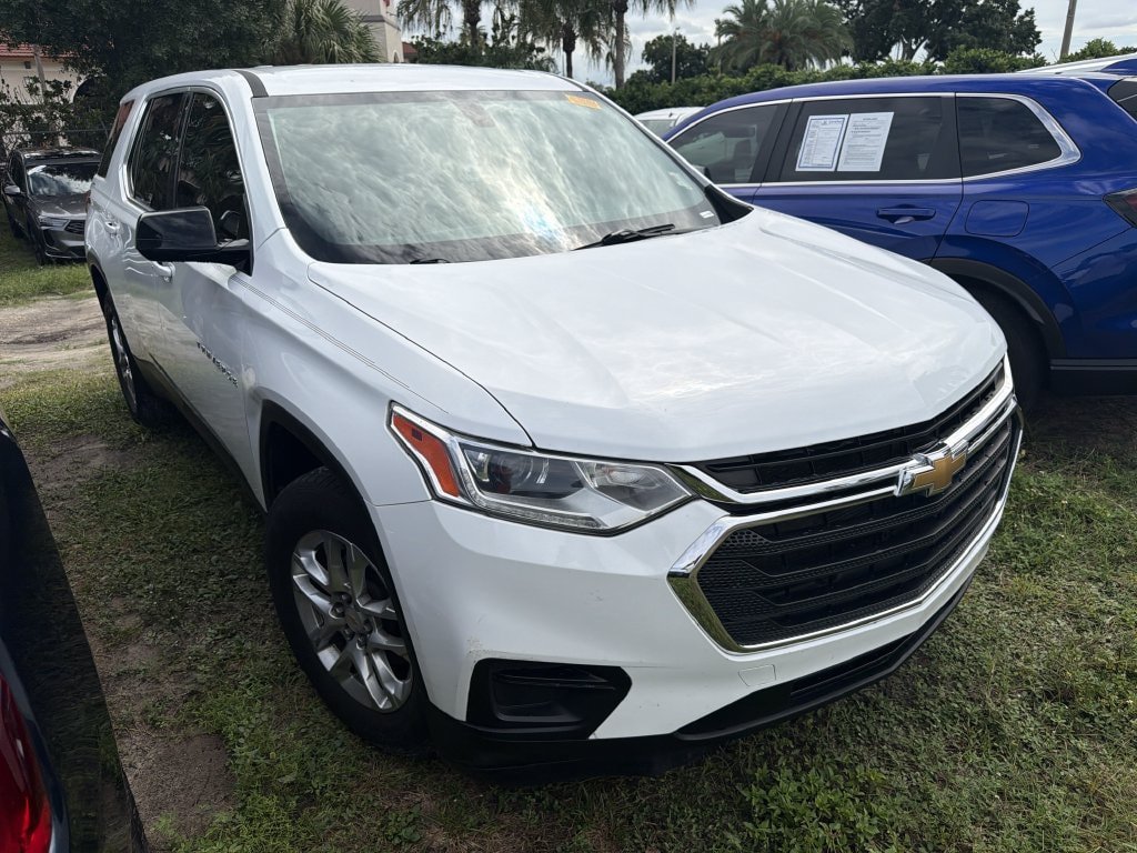 Used 2020 Chevrolet Traverse LS w/ LPO, Floor Liner Package FWD image 1