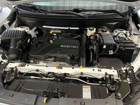 Used 2022 GMC Terrain SLT w/ Tech Package image 13