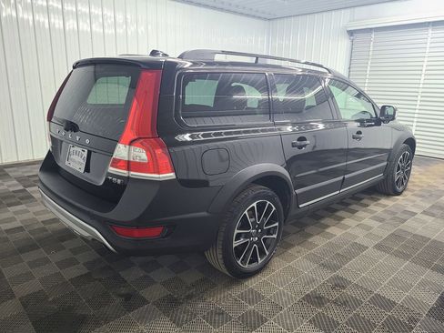 Used 2016 Volvo XC70 T5 Platinum image 10
