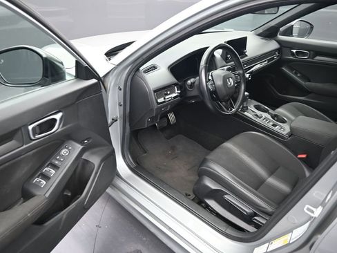 Used 2025 Honda Civic Sport image 10