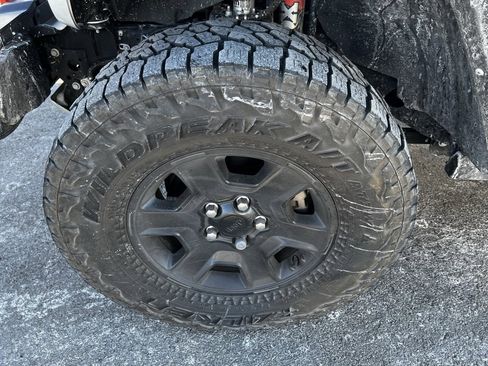 Used 2023 Jeep Gladiator Mojave w/ LED Lighting Group image 11