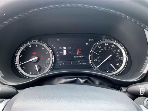 Used 2020 Toyota Highlander XLE image 13