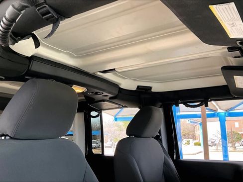 Used 2017 Jeep Wrangler Unlimited Sport w/ Quick Order Package 24S image 14