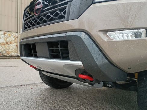 Used 2024 Nissan Frontier PRO-4X w/ Off-Road Protection Package image 10