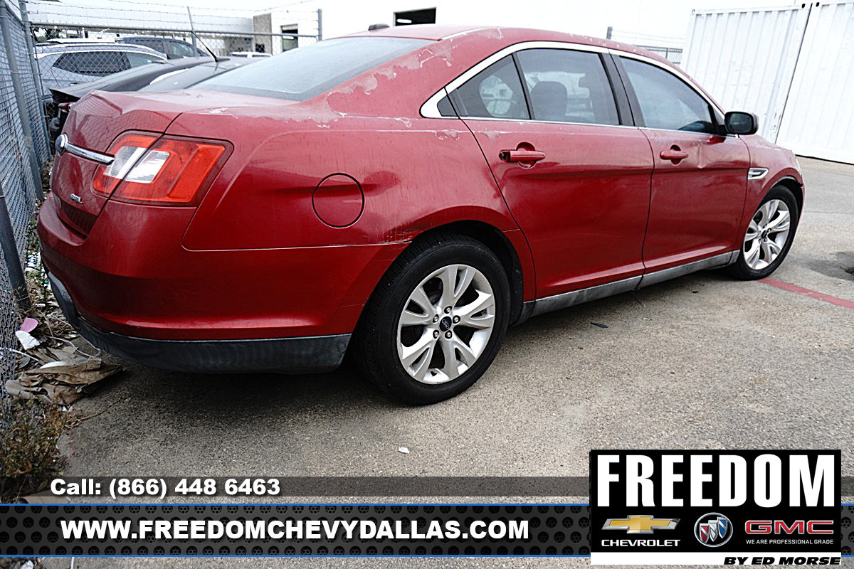 Used 2010 Ford Taurus SEL FWD image 4