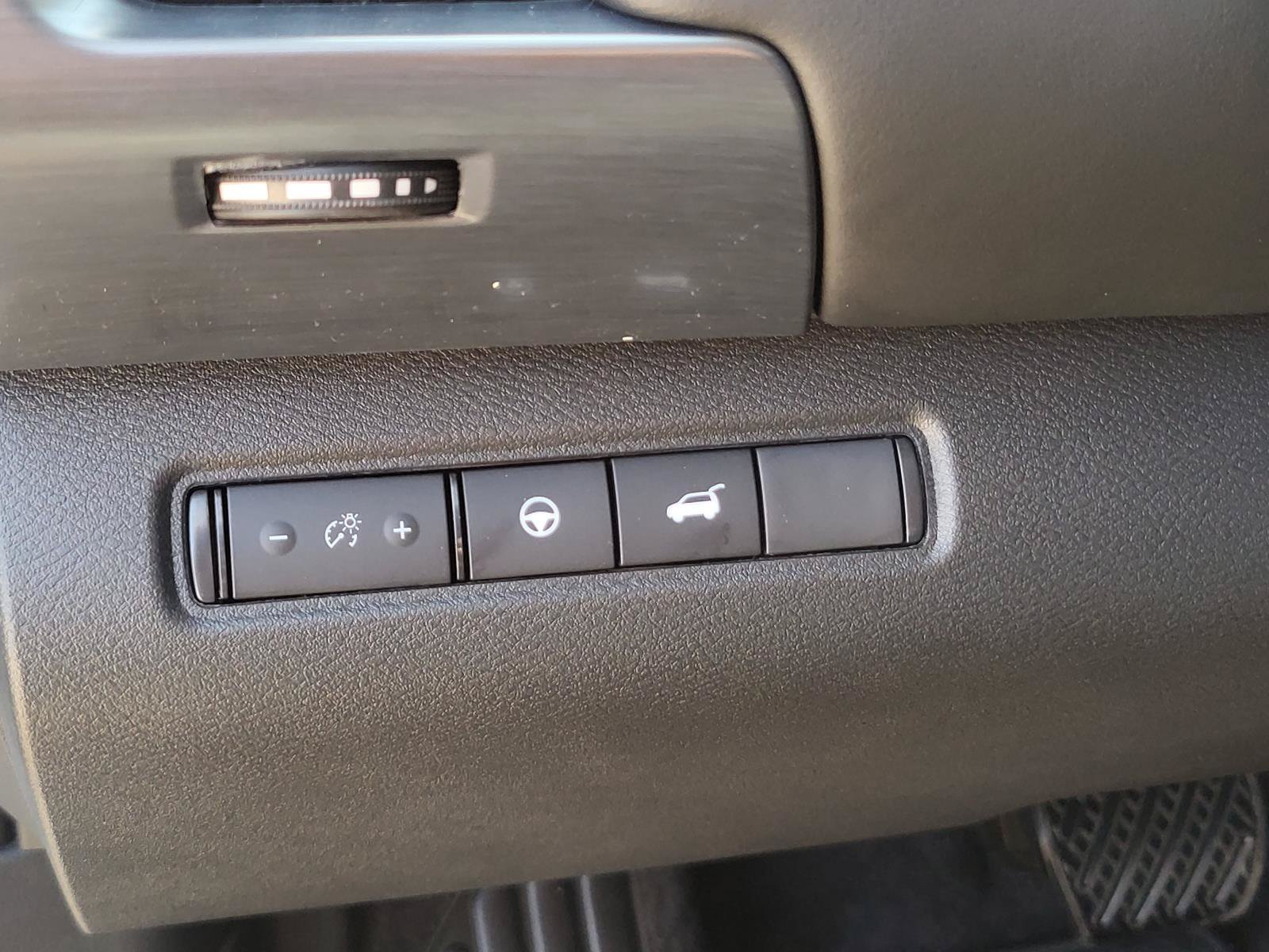 New 2026 Nissan Pathfinder SL w/ Cargo Package FWD image 20