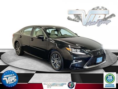 Used 2017 Lexus ES 350 w/ Navigation System Package
