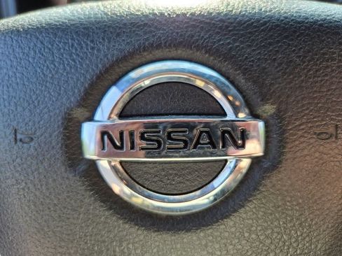 Used 2018 Nissan Titan SL w/ Midnight Edition AWD/4WD image 36