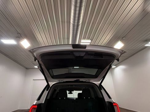 Used 2023 GMC Acadia AT4 image 76