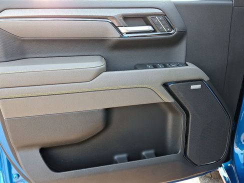 Used 2023 Chevrolet Silverado 1500 ZR2 w/ Technology Package image 28