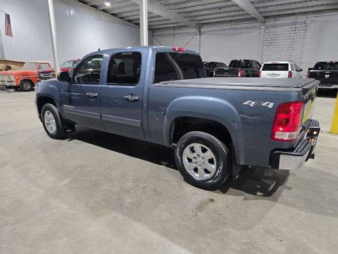 Used 2013 GMC Sierra 1500 SLE w/ Power Tech Package AWD/4WD image 8