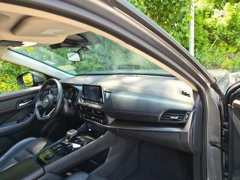 Used 2023 Nissan Rogue SL w/ SL Premium Package AWD/4WD image 11