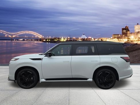 Used 2026 INFINITI QX80 4WD image 2