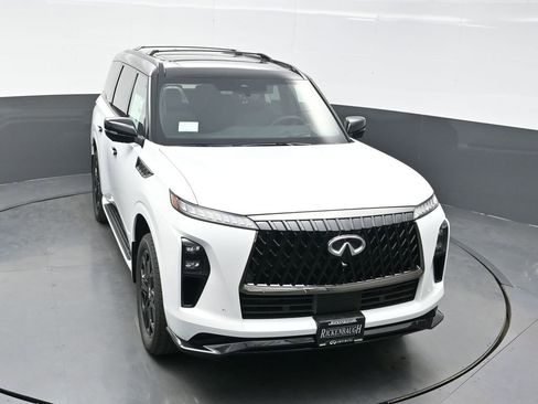 New 2026 INFINITI QX80 4WD w/ Sport Exterior Package image 28