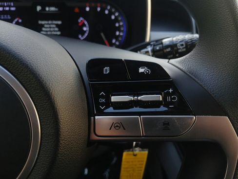 Certified 2023 Hyundai Tucson SE image 19