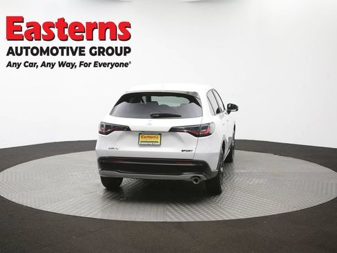 Used 2025 Honda HR-V Sport image 37
