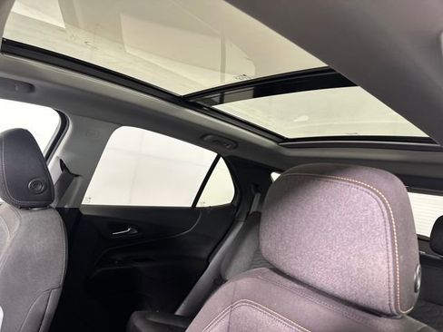 Used 2020 Chevrolet Equinox LT image 12