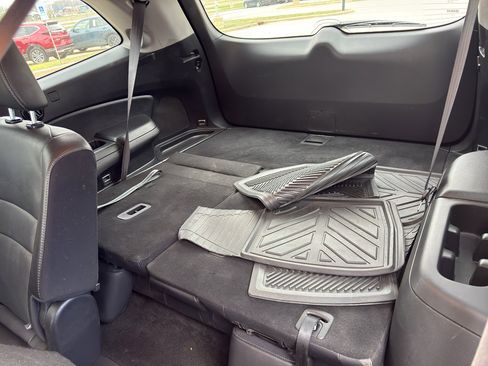 Used 2021 Honda Pilot Touring image 18