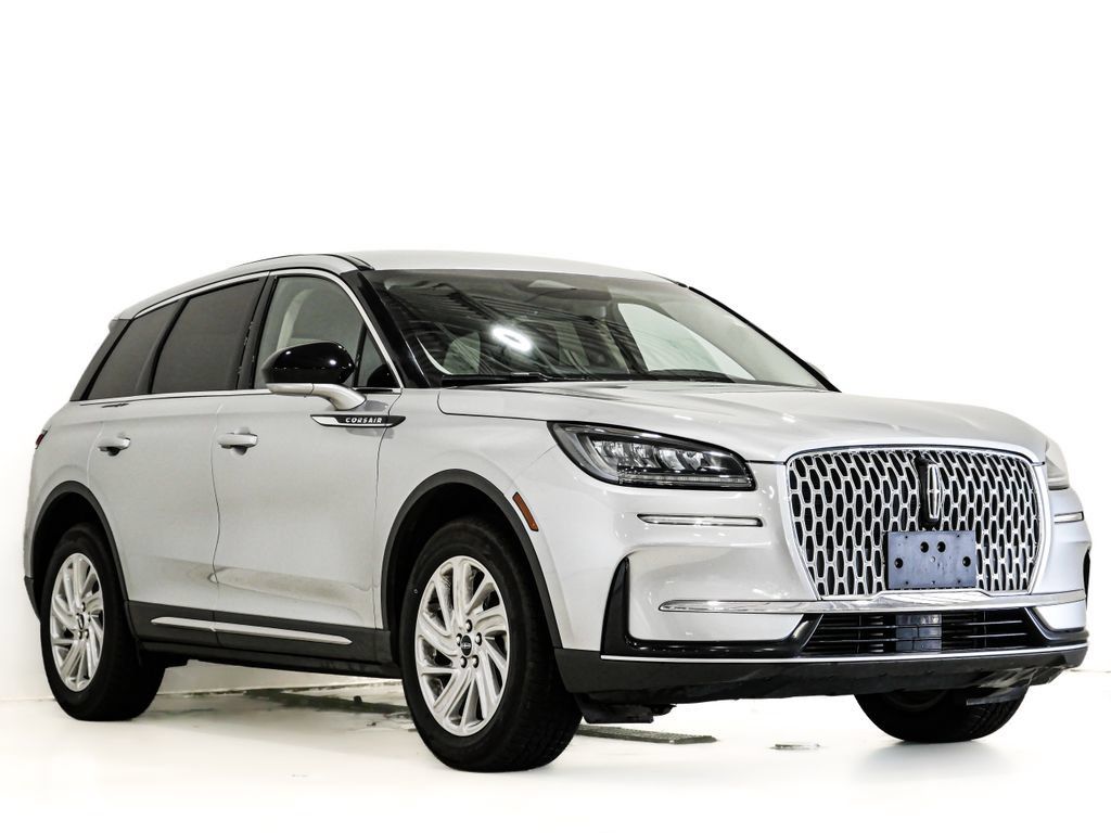 Used 2023 Lincoln Corsair FWD image 1